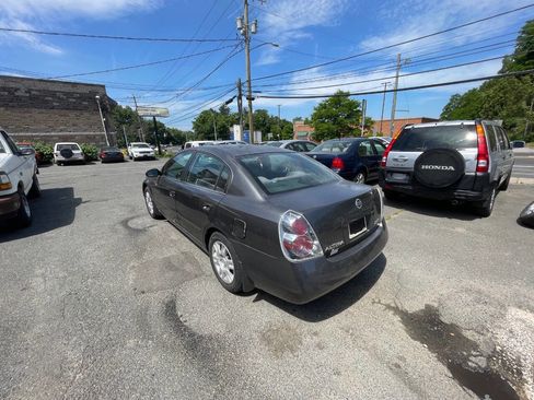 Used 2005 Nissan Altima 2.5 S FWD image 3