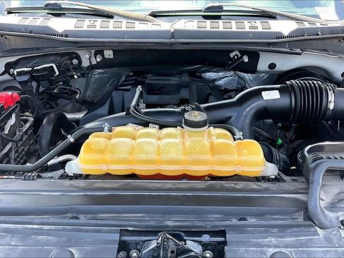 Used 2016 Ford F150 XLT w/ Equipment Group 302A Luxury RWD image 31