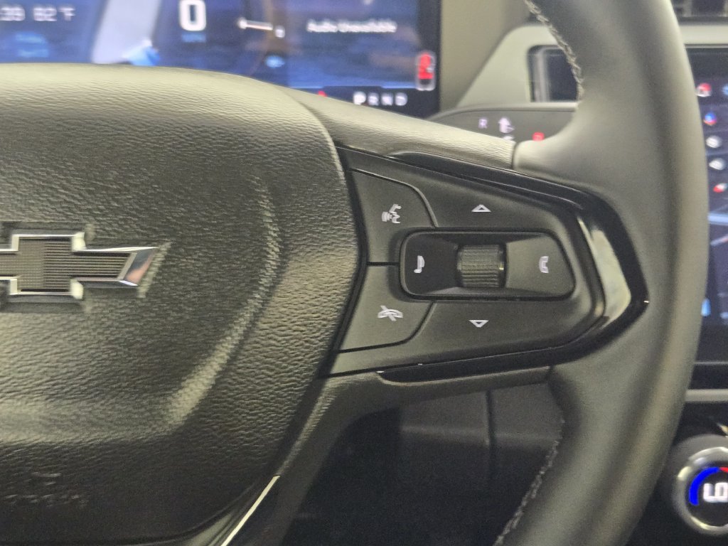 New 2027 Chevrolet Bolt LT w/ Comfort Package FWD image 31