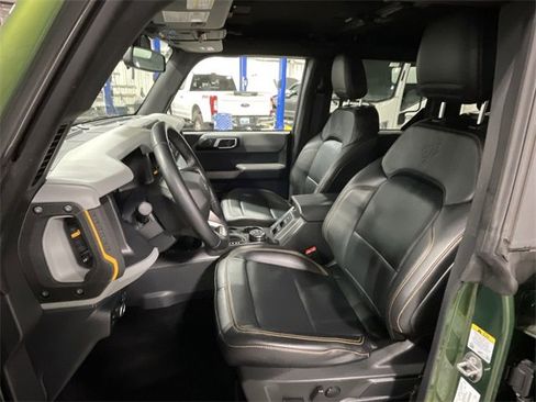 Used 2022 Ford Bronco Badlands image 17