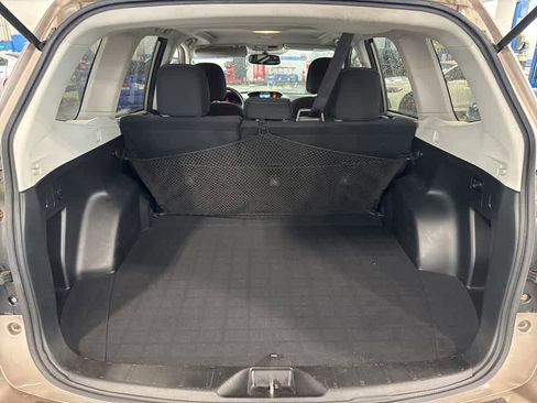 Used 2014 Subaru Forester 2.5i Premium w/ Popular Package #2 AWD/4WD image 21