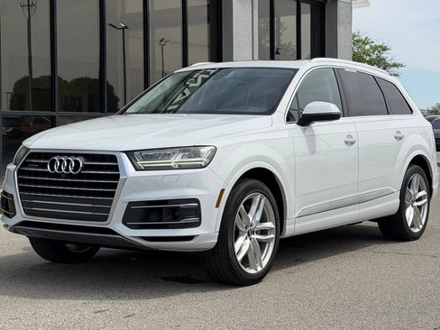Used 2017 Audi Q7 3.0T Prestige AWD/4WD image 5