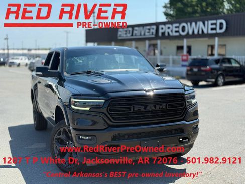 Used 2020 RAM 1500 Limited w/ Black Appearance Package AWD/4WD image 1