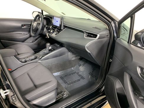 Used 2024 Toyota Corolla LE image 36