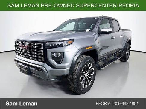 Used 2023 GMC Canyon Denali image 3