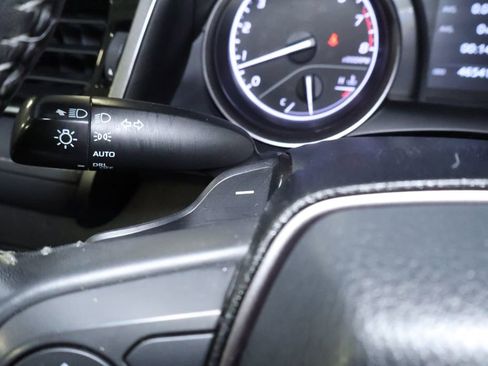 Used 2023 Toyota Camry SE image 20