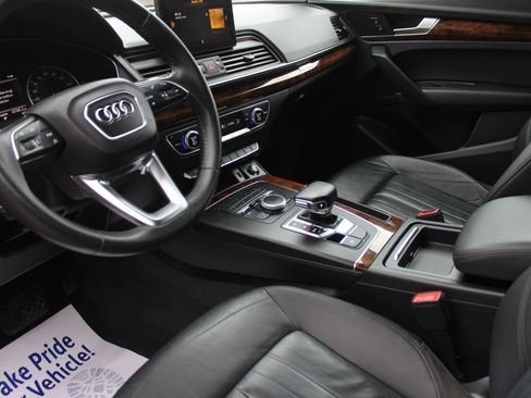 Used 2018 Audi Q5 2.0T Premium AWD/4WD image 11