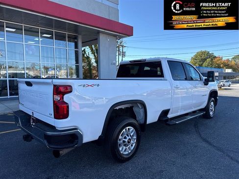 Used 2024 Chevrolet Silverado 2500 LT AWD/4WD image 7