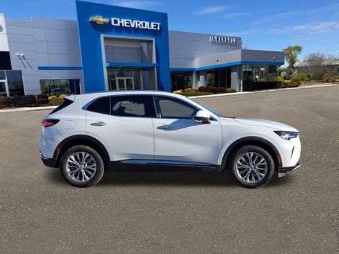 Used 2023 Buick Envision Preferred image 28