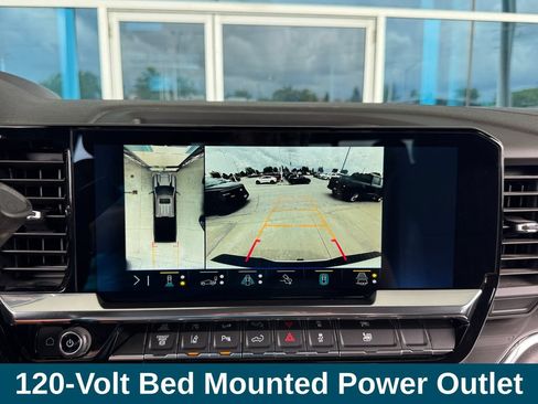 Used 2025 Chevrolet Silverado 3500 High Country w/ Technology Package AWD/4WD image 21