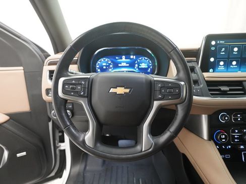 Used 2022 Chevrolet Tahoe Premier AWD/4WD image 17