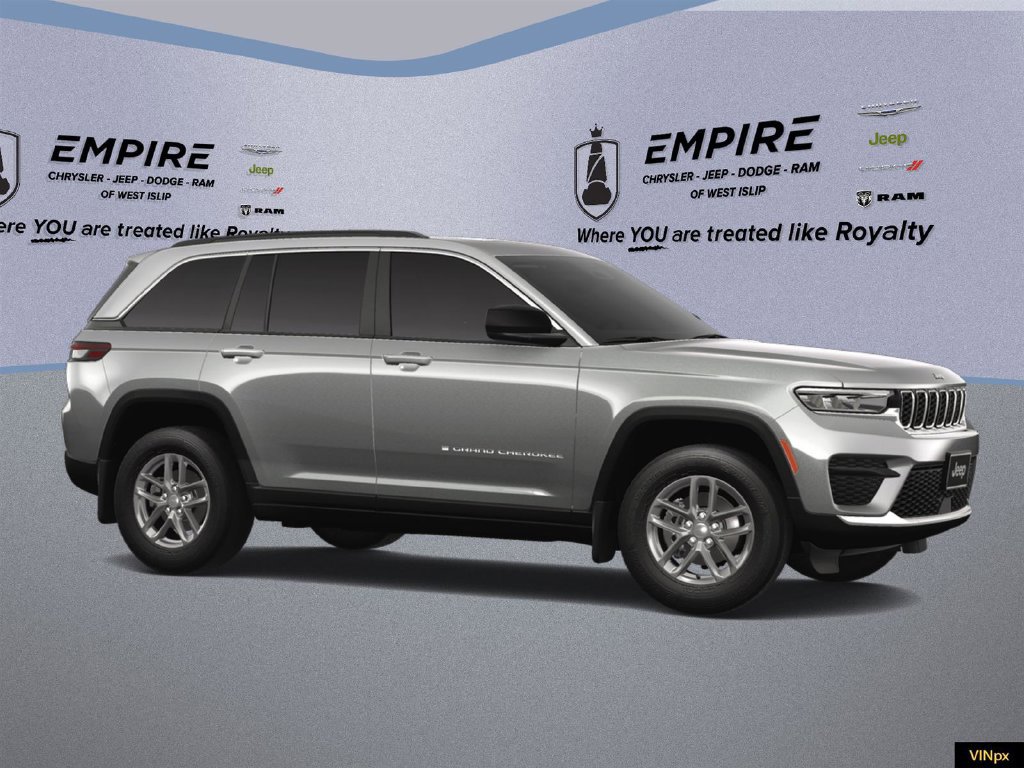 Used 2025 Jeep Grand Cherokee Laredo X w/ Luxury Tech Group I AWD/4WD image 12
