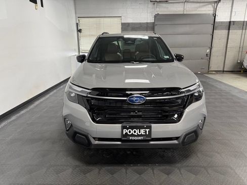 Used 2026 Subaru Forester Touring w/ Touring Package AWD/4WD image 3