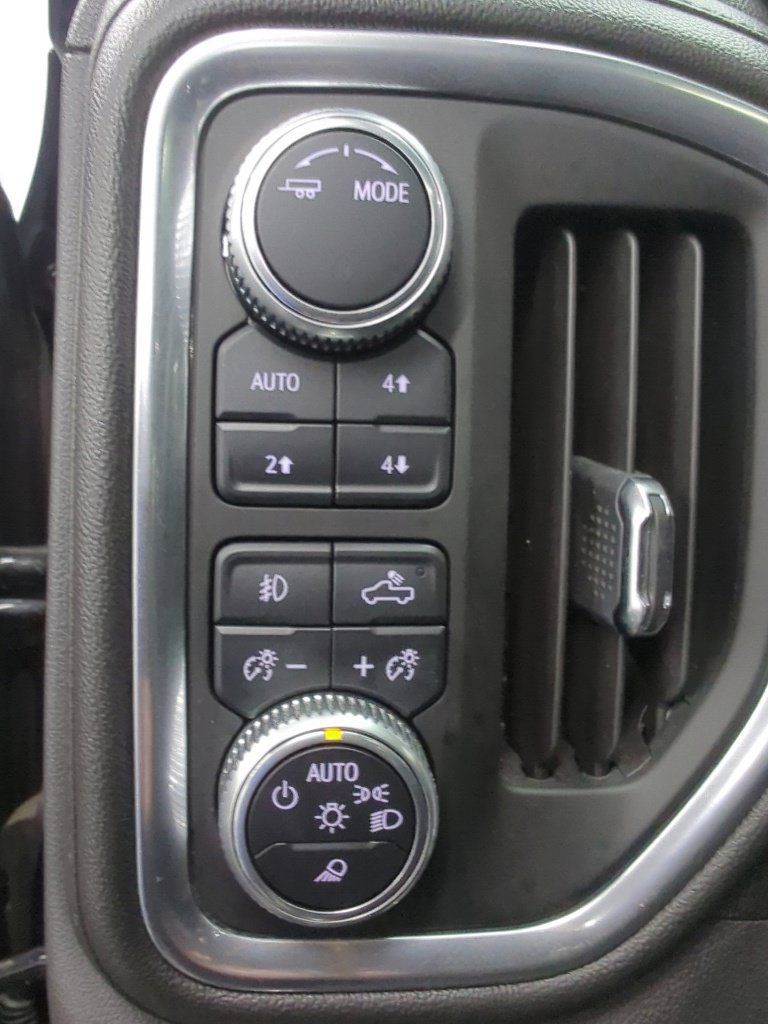 Used 2020 GMC Sierra 1500 Denali w/ Denali Ultimate Package AWD/4WD image 11