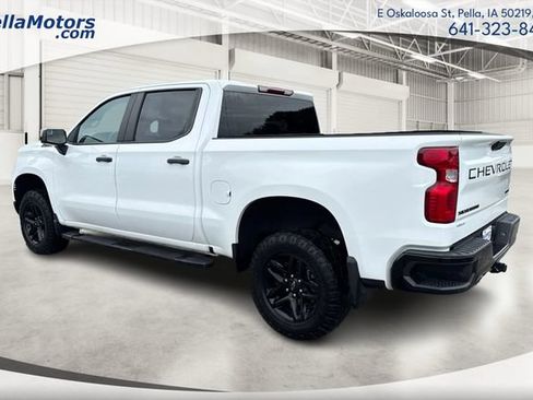 Used 2023 Chevrolet Silverado 1500 Custom Trail Boss w/ LPO, Dark Essentials Package AWD/4WD image 5