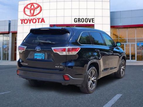 Used 2016 Toyota Highlander XLE AWD/4WD image 6