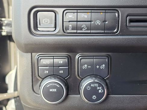 Used 2023 Chevrolet Tahoe Z71 AWD/4WD image 31
