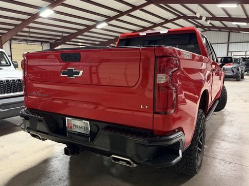 Used 2024 Chevrolet Silverado 1500 LT Trail Boss w/ Convenience Package II image 6