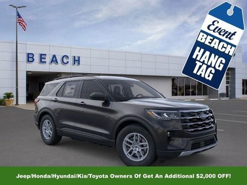 New 2026 Ford Explorer Active w/ Active Comfort Package image 1