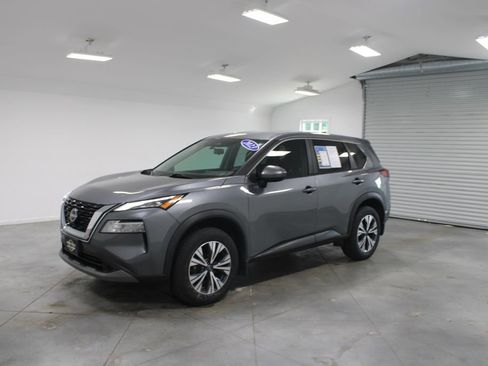 Used 2023 Nissan Rogue SV AWD/4WD image 4