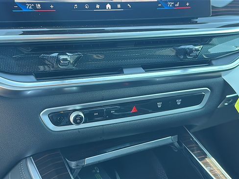 New 2026 BMW X5 xDrive40i w/ Premium Package image 24