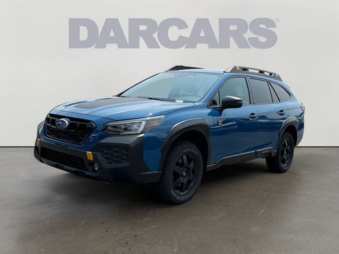Used 2025 Subaru Outback Wilderness AWD/4WD image 3