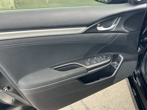 Used 2018 Honda Civic EX-T image 4