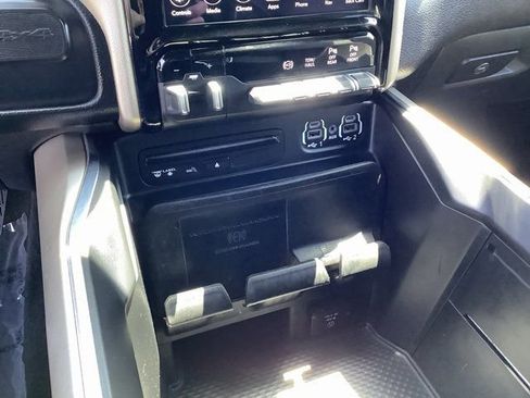 Used 2019 RAM 2500 Laramie image 19