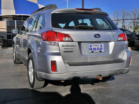 Used 2012 Subaru Outback 2.5i w/ Alloy Wheel Pkg image 7