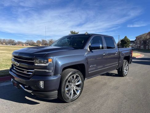 Used 2018 Chevrolet Silverado 1500 LTZ Z71 w/ Centennial Edition image 2