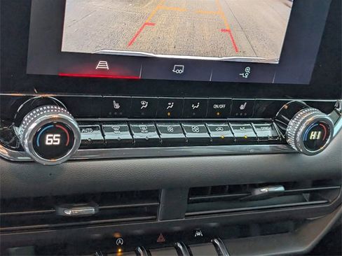 Certified 2024 GMC Canyon Elevation w/ Convenience Package image 15