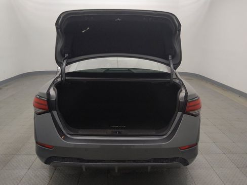 Used 2024 Nissan Sentra S FWD image 29