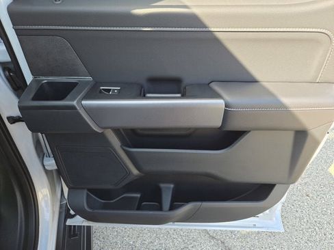 New 2025 Ford F150 XLT w/ Equipment Group 301A Standard image 8