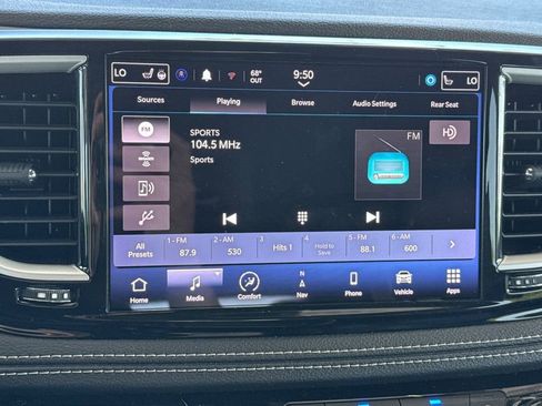 Used 2022 Chrysler Pacifica Touring-L w/ Uconnect Theater Family Group FWD image 30