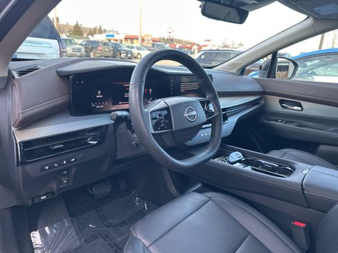 Used 2025 Nissan Murano Platinum w/ Cargo Package image 15