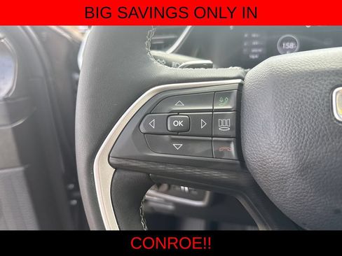 Used 2024 Jeep Grand Cherokee Altitude RWD image 16