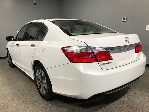 Used 2015 Honda Accord LX image 5