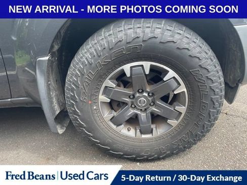 Used 2014 Nissan Frontier PRO-4X AWD/4WD image 14
