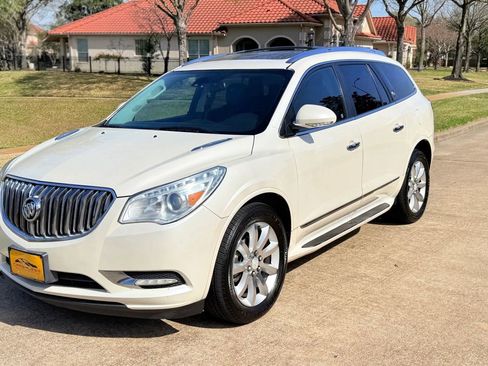 Used 2014 Buick Enclave Premium FWD image 2