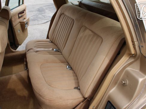 Used 1987 Chevrolet Caprice Classic RWD image 14