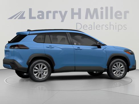 New 2026 Toyota Corolla Cross LE FWD image 11