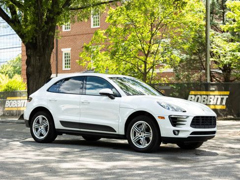 Used 2015 Porsche Macan S AWD/4WD image 5