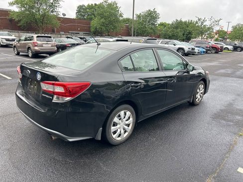 Used 2018 Subaru Impreza 2.0i AWD/4WD image 3