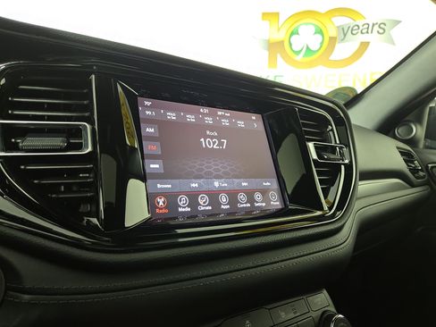 Certified 2024 Dodge Durango SXT image 21