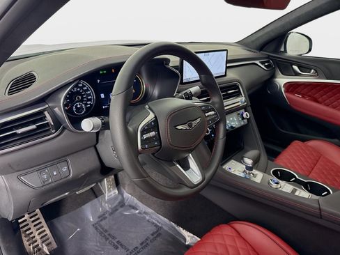 Certified 2025 Genesis G70 3.3T Advanced w/ Sport Prestige Package image 9