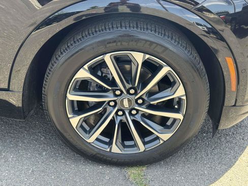 Used 2025 Cadillac Lyriq Sport AWD/4WD image 6