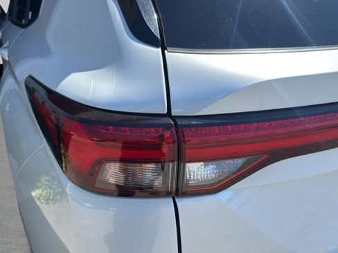 Used 2023 Mitsubishi Outlander SE FWD image 33