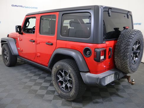 Used 2018 Jeep Wrangler Unlimited Sport S AWD/4WD image 10