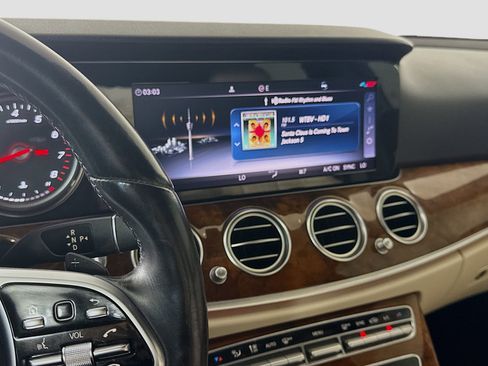 Used 2019 Mercedes-Benz E 300 w/ Premium 1 Package image 18