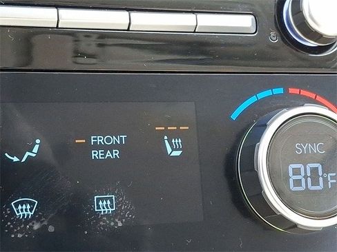 Certified 2025 Hyundai Santa Fe SEL image 19